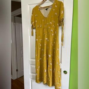 Unaversal Thread Women’s New Large Dress